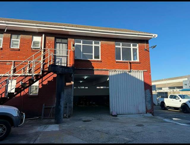 INDUSTRIAL PROPERTY TO RENT IN EPPING